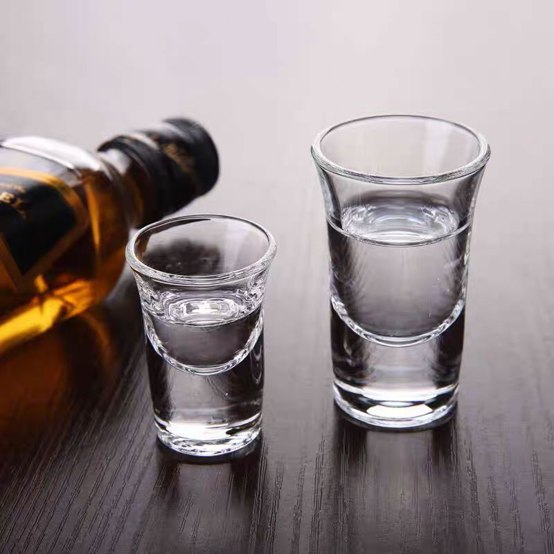 Copo de Shot para Baijiu 10ml/ - Wine Beer And Spirit avaliação e preço
