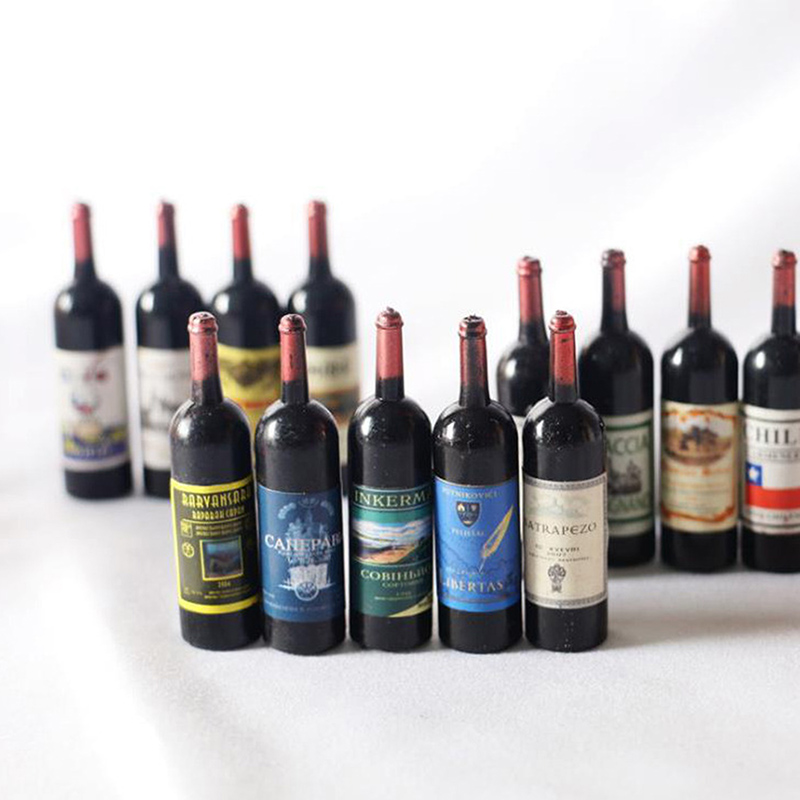 Miniatura Garrafas de Vinho pa - Taste Wine Beer Kitchen avaliação e preço